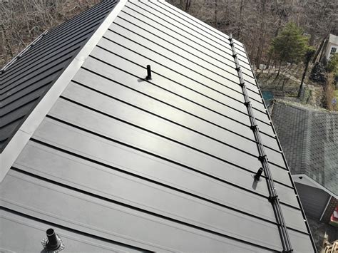 Snow guards for metal roofs lowe - We recently ..." - snow guards (5/25/2007) within the Snow guards discussion of the residential metal roofing forum ... With metal shingles and no snow brakes my roof ...
